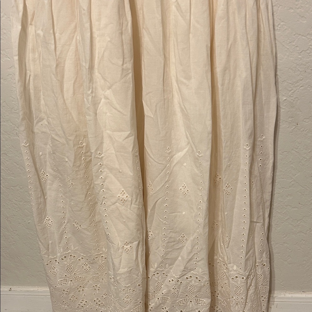 🎒LUCKY BRAND Light Cream Eyelet Midi Dress with Smocked Back size L GUC - Picture 4 of 16